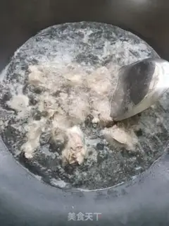Make Sour and sweet steak peanuts step 1