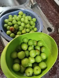 Make Blue plum wine step 0