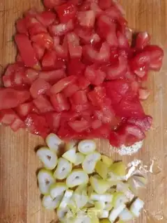Make Tomato noodle soup step 0
