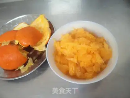 Make Fresh orange sauce step 1