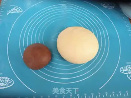 Make Coco-colored toast step 4