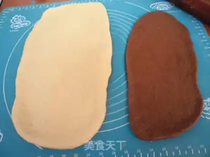 Make Coco-colored toast step 5