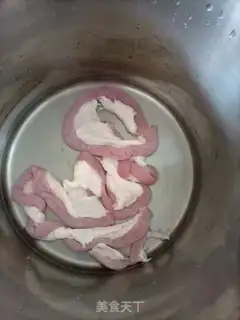 Make Paprika powdered sausage step 1