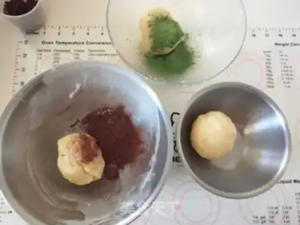 Make Three delicious cranberry cookies step 5