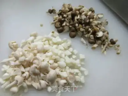 Make Twin mushroom eggs step 1