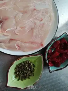 Make Spicy chicken silk step 0