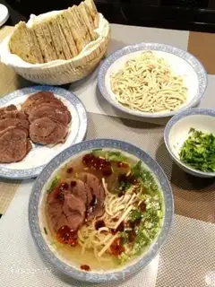 Make Wing-nam beef soup with onion cakes step 23