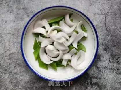 Make Dutch onion beef step 5
