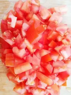 Make Tomato eggs and scissors step 2
