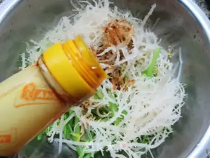 Make The celery green bean sprouts step 5