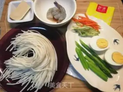 Make Egg cod noodles step 2