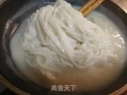Make Egg cod noodles step 4