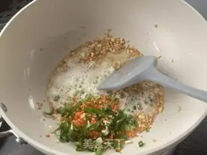 Make Garlic varnish step 4