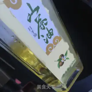 Make Tea and oil and broccoli step 4