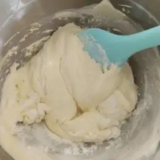 Make Coconut tiramisu step 4