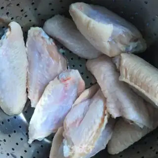 Make ♪ With chicken wings and potatoes ♪ step 0