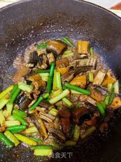 Make The mackerel burns the garlic step 3