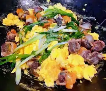Make Scrambled eggs step 8