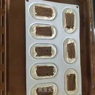 Make Coconut tiramisu step 16