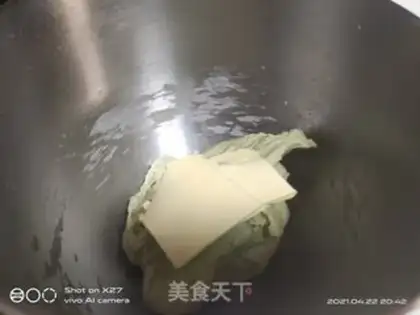 Make Make tea and bread step 1