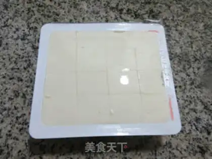 Make Squeeze the bean-curd soup step 1
