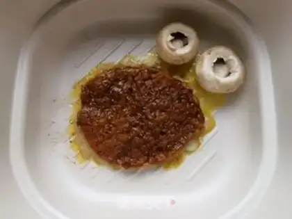 Make Black pepper steak with broccoli step 9