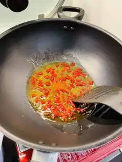 Make Pumpkin leaves step 1