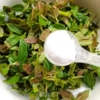 Make Pretzel sprouts and eggs step 1