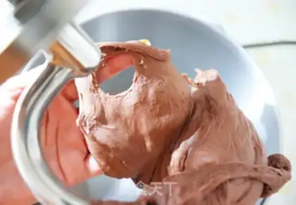 Make Chocolate croissant step 2