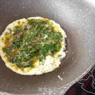 Make Pretzel sprouts and eggs step 6