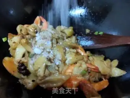 Make Cray shrimp and cheese step 8
