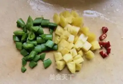 Make Pineapple sweet rice step 2