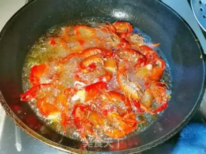 Make Garlic lobster step 1