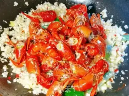 Make Garlic lobster step 2