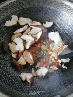 Make Mushroom oil step 1