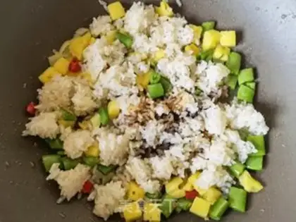 Make Pineapple sweet rice step 8