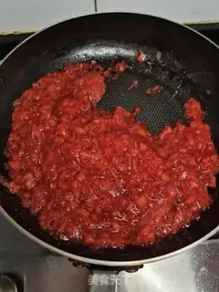 Make Strawberry apple sauce step 7
