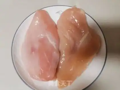 Make Spicy chicken silk step 0