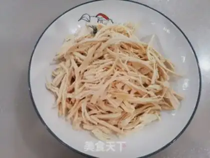 Make Spicy chicken silk step 4