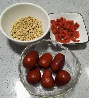 Make Red dates, soybeans step 0