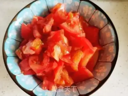 Make Tomato fried eggs step 0