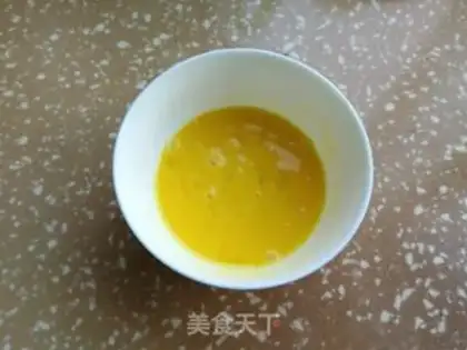 Make Potato round for egg soup step 1