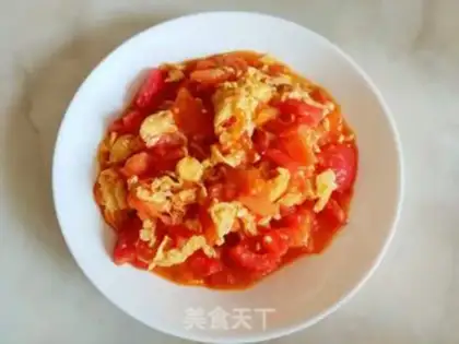 Make Tomato fried eggs step 9