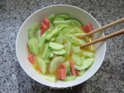 Make Saline eggs and cucumber chips step 4