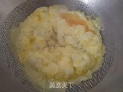 Make Eggs and chicken step 1