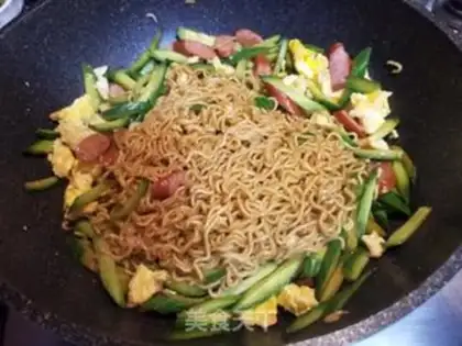 Make Fried noodles step 10