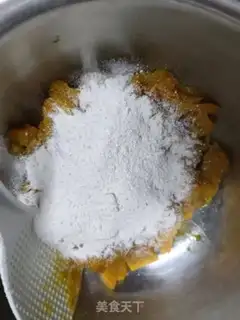 Make Pumpkin step 1