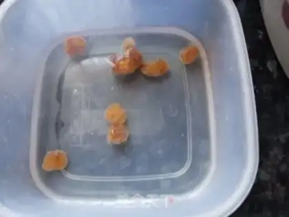 Make Red date walnuts step 1