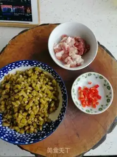Make Sour bean horn step 1