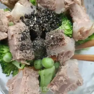 Make Peas orchid beef salad step 9